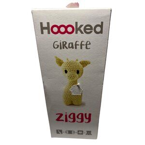 Crochet Kit Giraffe Ziggy GRAY Amigurumi Hoooked DIY Craft Eco Barbante Yarn